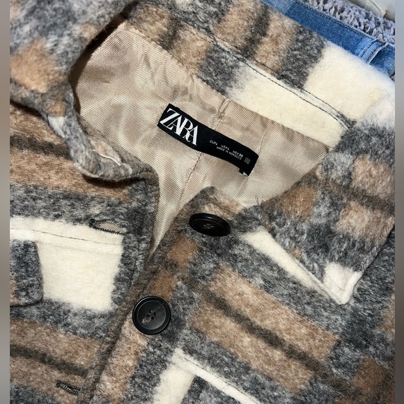 Zara Shacket - Picture 3 of 3